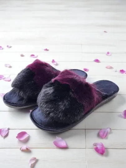 Женские тапочки