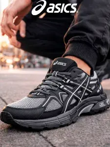 Кроссовки ASICS