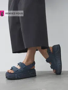 Сандалии TENDANCE