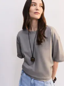 Футболка Zarina