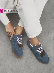 Кроссовки TENDANCE