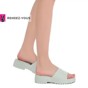 Шлепанцы TENDANCE