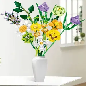 Конструктор Цветы (925 деталей)
