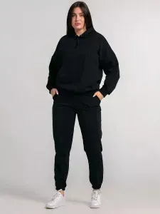 Костюм спортивный
