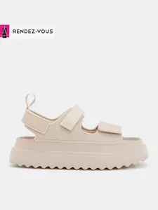 Сандалии TENDANCE