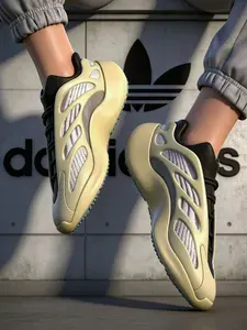 Кроссовки Adidas кроссовки адидас