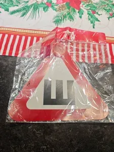 Наклейка на присоске "Шипы"