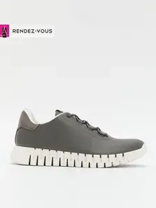 Кроссовки TENDANCE