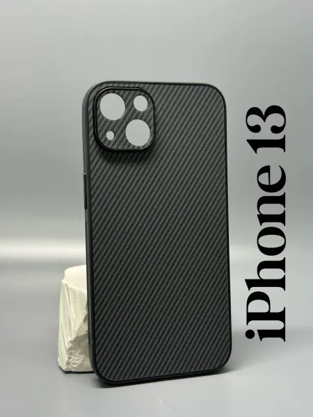 Чехол на iPhone 13, карбон черный