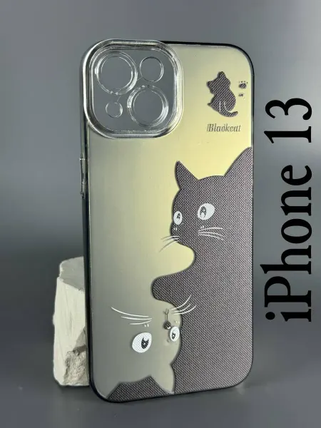 Чехол на iPhone 13, с принтом котики