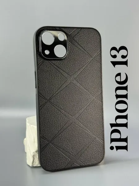 Чехол на iPhone 13, текстура черный