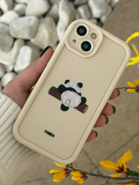 CaseLove Чехол на iPhone 14 с принтом Панда