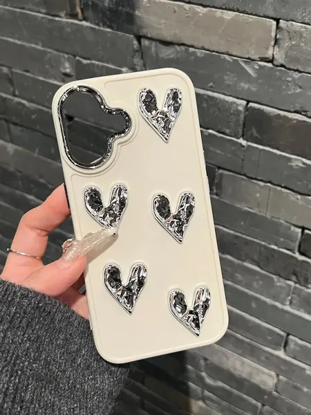 О'кейси Чехол на iPhone 16 зеркальный с сердечками