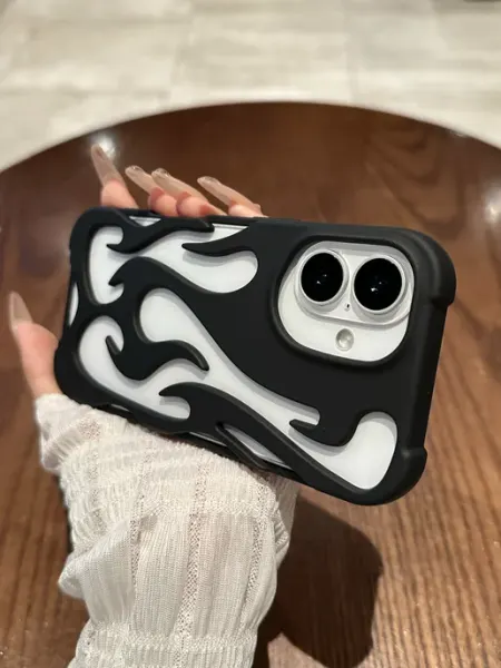 О'кейси Чехол на iPhone 16
