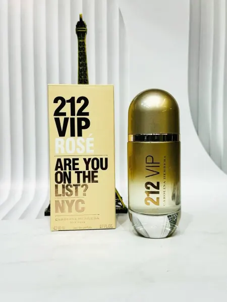 Carolina Herrera 212 VIP Rose Духи Каролина Эррера 212 Вип Розе Цветочные Фруктовые