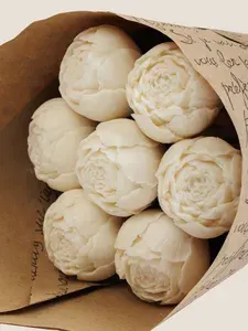 Букет из конфет, пионы шоколадные, 7 шт