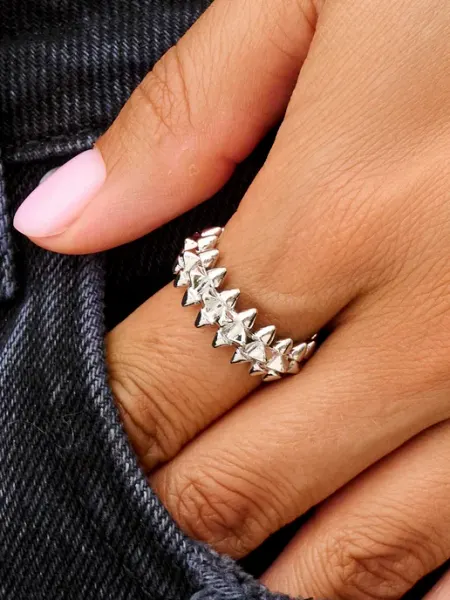 Dari accessory Кольцо дорожка c шипами