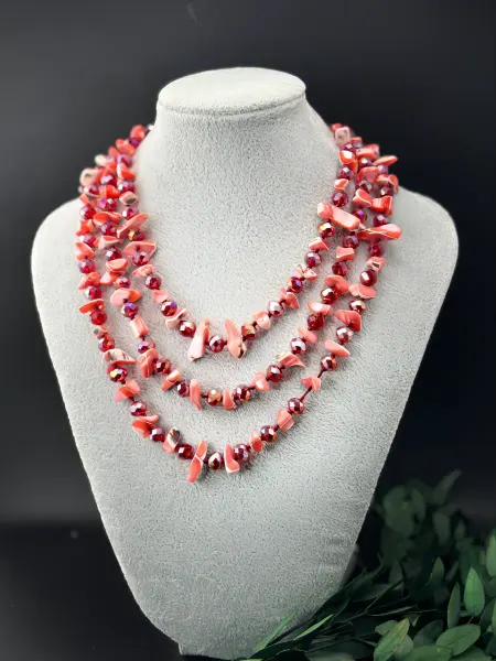 AlenkaShop Бусы из натуральных камней и хрусталя красные