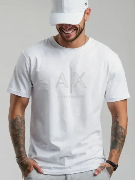 Armani Exchange Футболка с принтом Армани