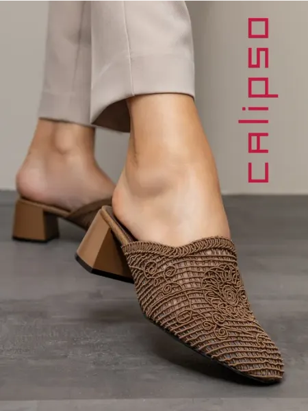 Calipso Мюли женские на каблуке плетеные