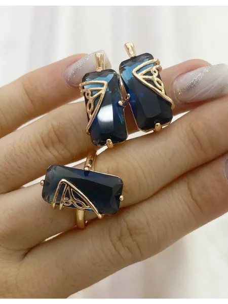 MARUA COLLECTION Комплект сережек и кольца с огромным камнем