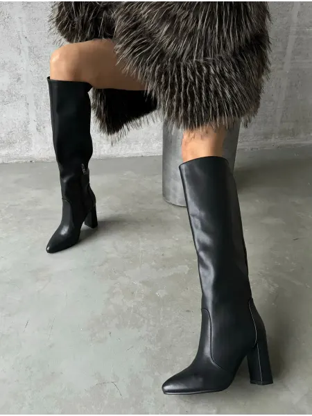 GH Collection Сапоги демисезонные на каблуке