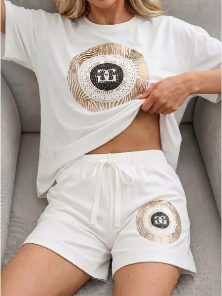 Fashion Margo Костюм спортивный с шортами большие размеры летний молочный
