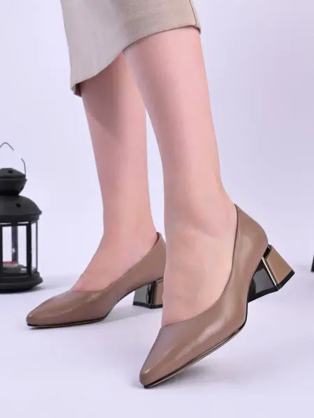 Shoes house Туфли весенние на невысоком каблуке