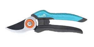 Секатор плоскостной Plantic Light L67