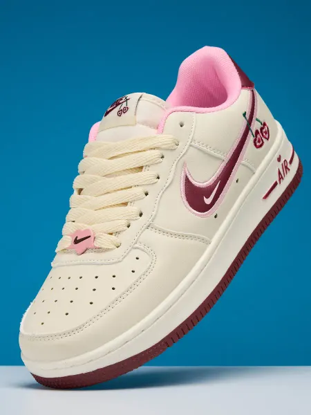 Nike Кроссовки спортивные на платформе