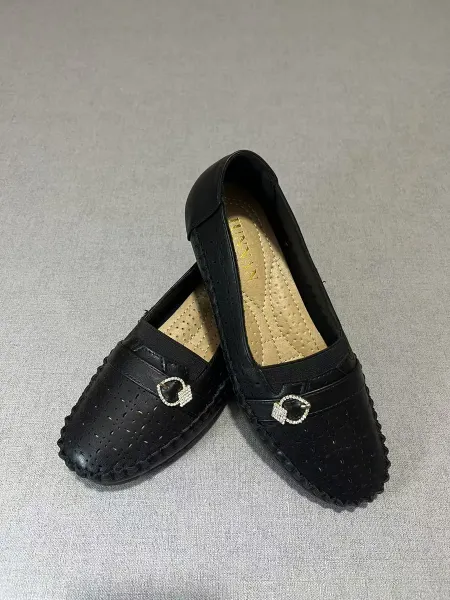 Мокасины женские в школу