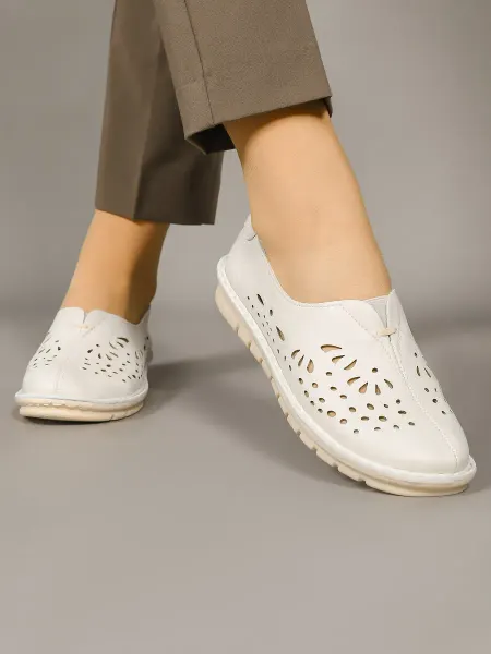 AK Brand Мокасины с перфорацией