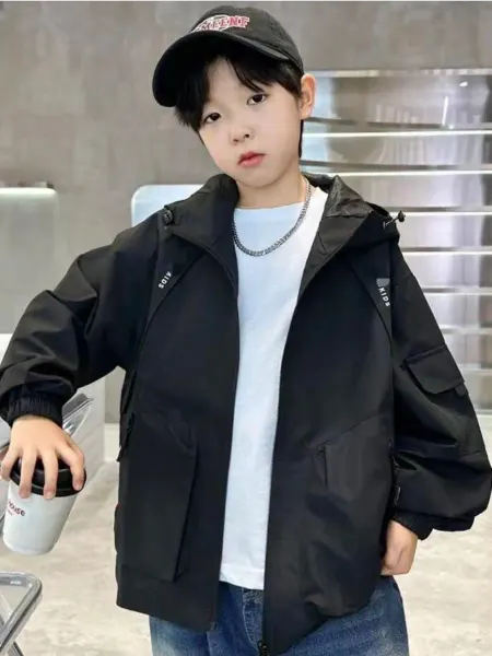 Куртка детская с капюшоном