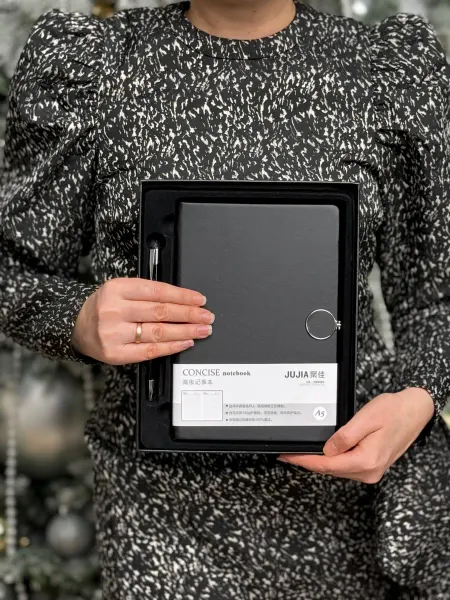 Подарочный набор ежедневник и ручка