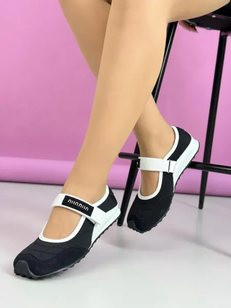 MIUMIU Балетки женские с ремешком