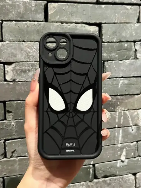 Чехол на IPhone 13 черный
