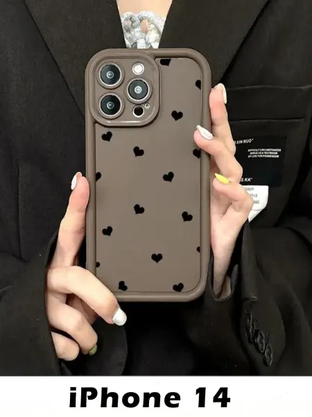 Чехлы на iphone 14 сердечки