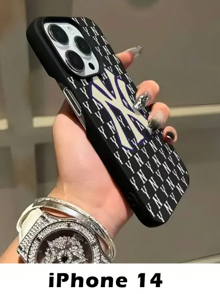 Чехол на iphone 14