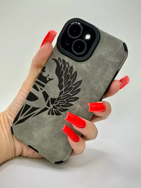 Чехол на Iphone 15