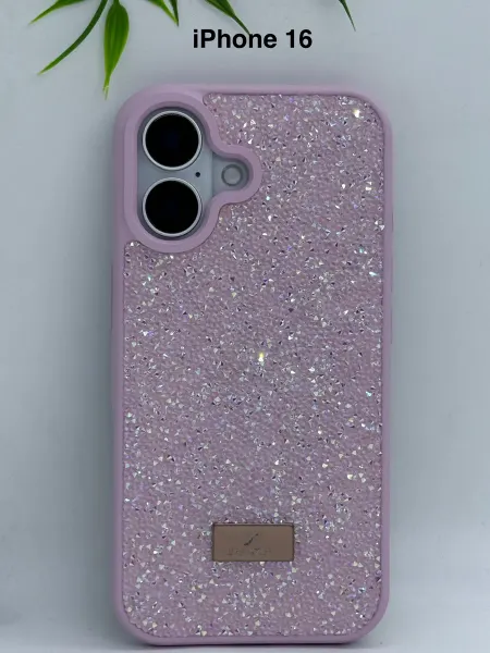 Чехол на iPhone 16
