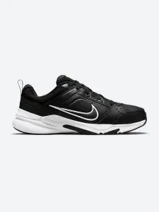 Кроссовки Nike Defyallday