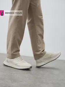 Кроссовки TENDANCE
