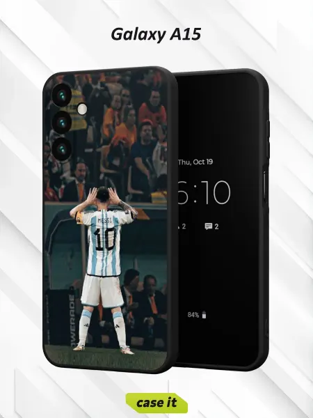 Case it Чехол на Samsung A15 с принтом Лионель на стадионе спиной