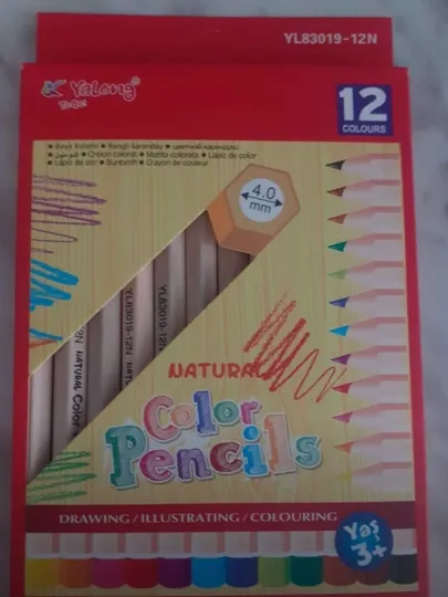 Yalong Natural – 12 цветных карандашей (3.0 мм, 3+)