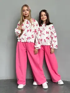 Костюм спортивный нежный для девочки