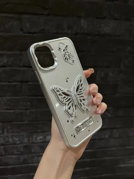 О'кейси Чехол на iPhone 11 с бабочкой