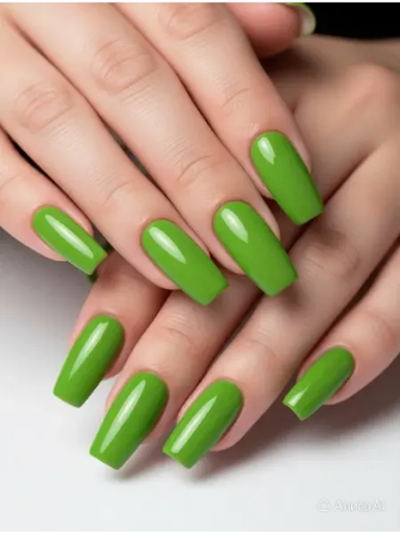 CRISTINANAILS Гель лак для ногтей зелено-салатового цвета