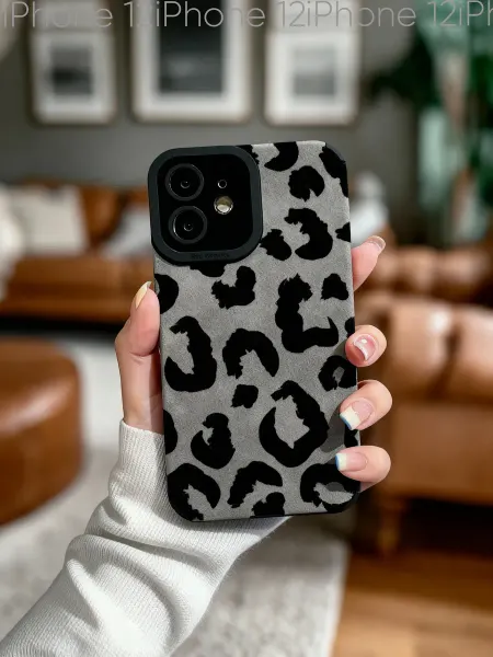 Burkich. Чехол на Iphone 12