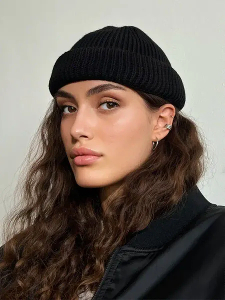 Tvoi Brands Шапка Бини женская зимняя осень укороченная весенняя шерсть
