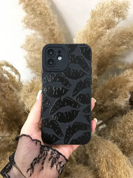 LYUSOS Чехол на iPhone 12 с губами